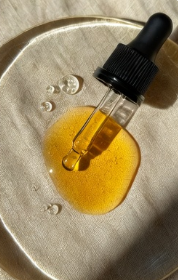 Duo Éclat ELY CARE — Coffret hydratation intense : Sérum Visage + Baume Hydratant Fouetté